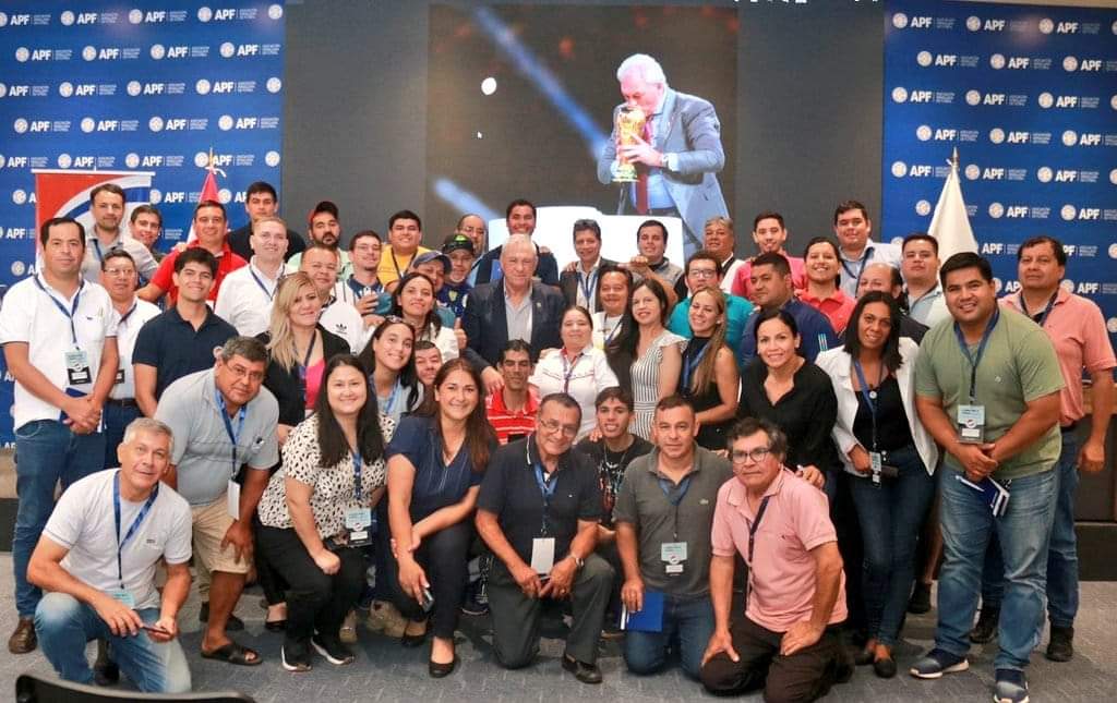 Periodismo deportivo de Paraguay en Congreso
