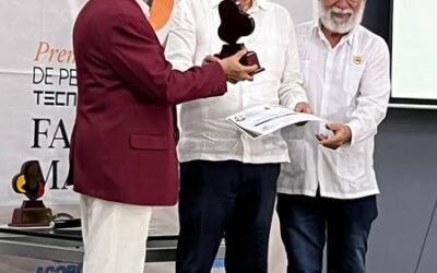 Premio Vida y Obra al periodista colombiano Alvaro Díaz Arrieta