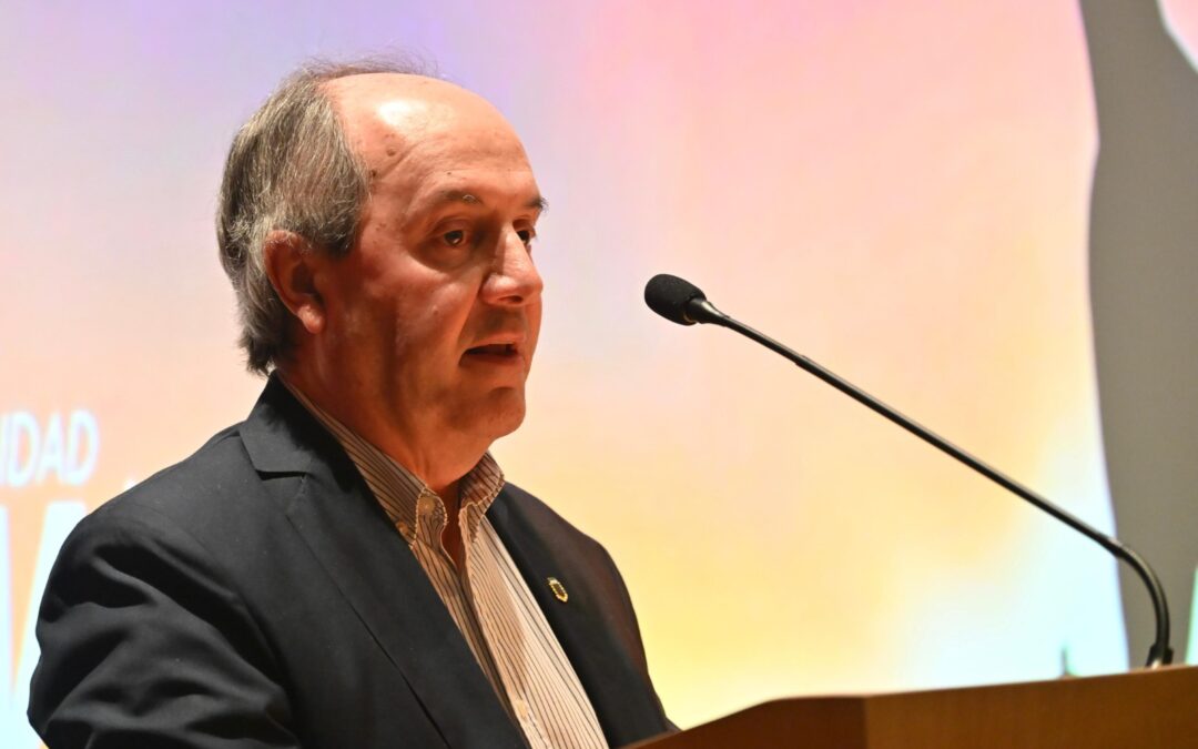 SANTIAGO VEIGA REELEGIDO EN LA PRESIDENCIA DEL PERIODISMO DEPORTIVO DE ARGENTINA.