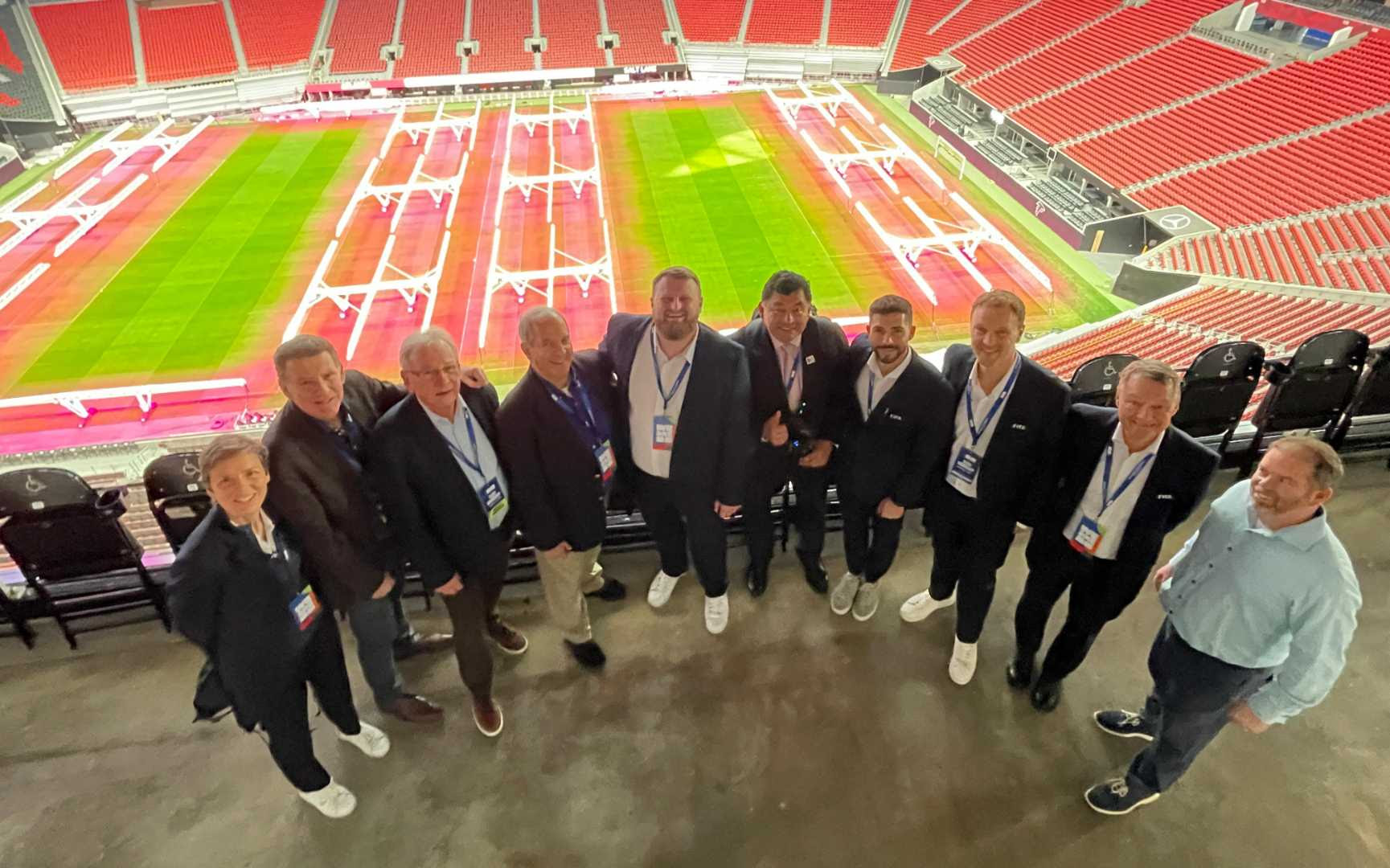 De izquierda a derecha: Segolene Valentin, Paul Lennon, Rudy Nuyens, Dave Goren, Andrey Terekhin, Carlos Melo Herrera, Ivan Pasquariello, Jochen Steinhoff, Hans Hultman, Jason Kirksey.